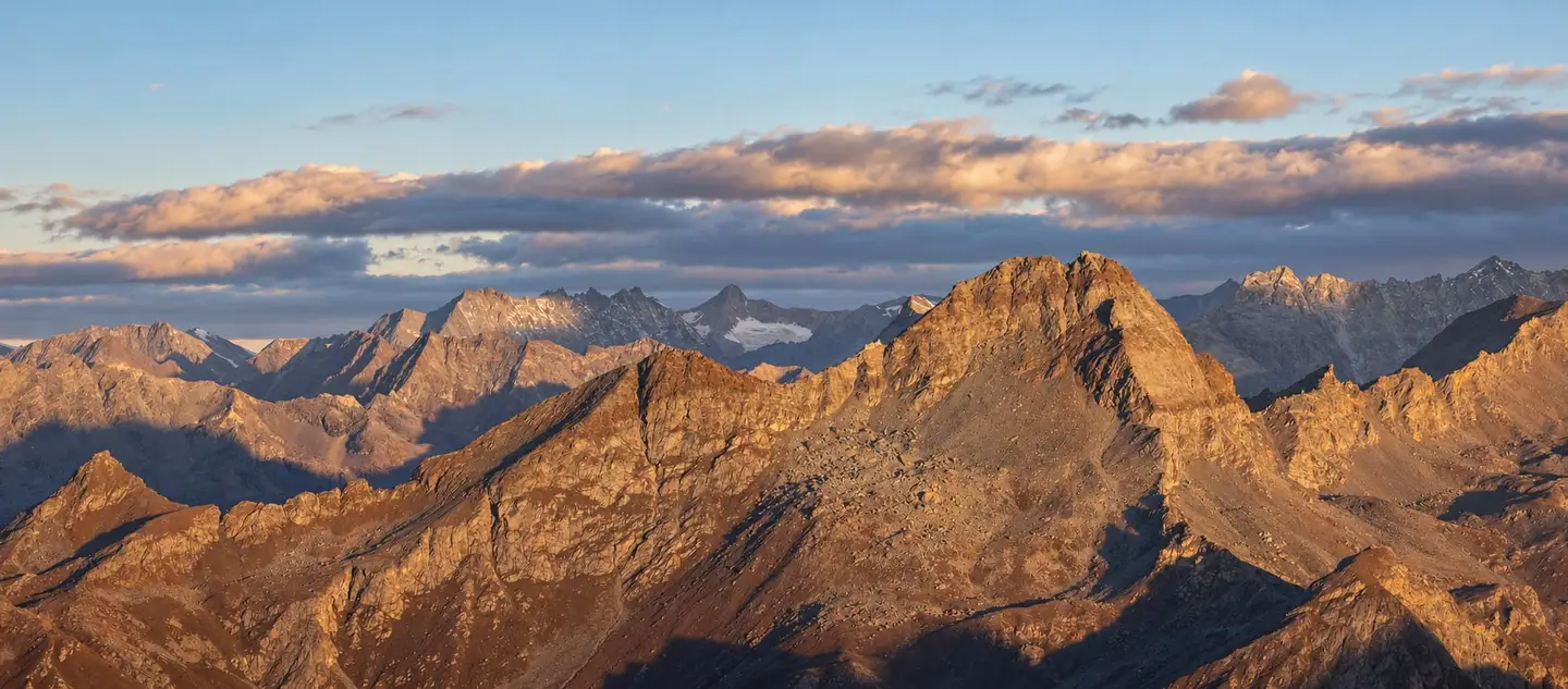 Alpenglow over the high peaks of the Valle d'Aosta